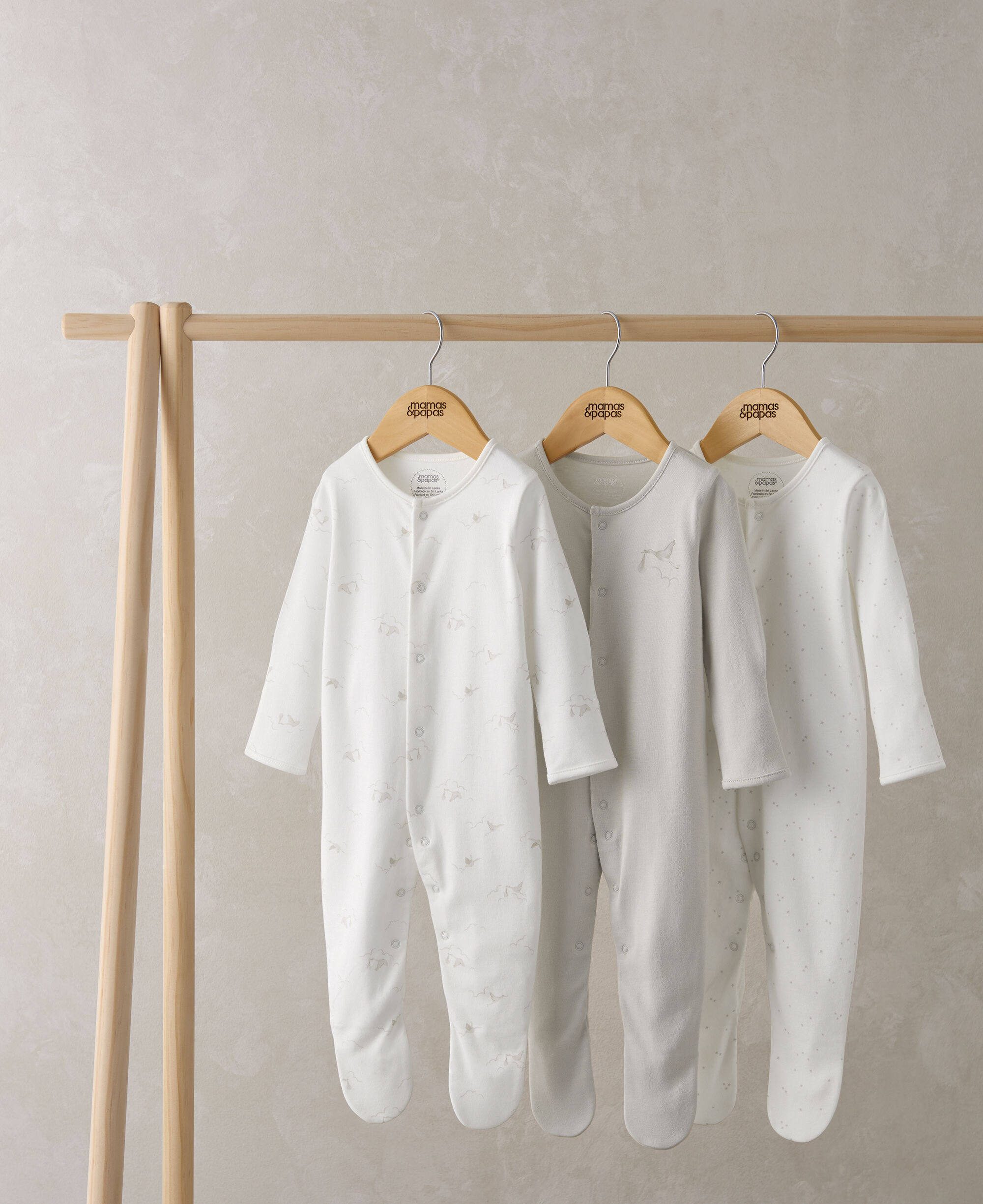 طقم بيجاما قطعة واحدة بنقشة طائر اللقلق - 3 قطع